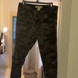 Camo Ankle Pants